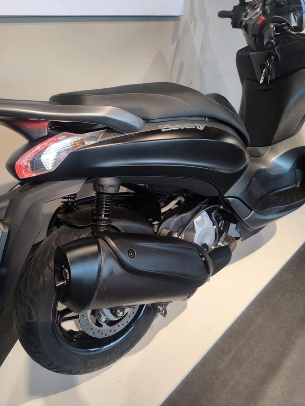 Piaggio Beverly 350 SportTouring ie ABS (2011 - 17) (5)