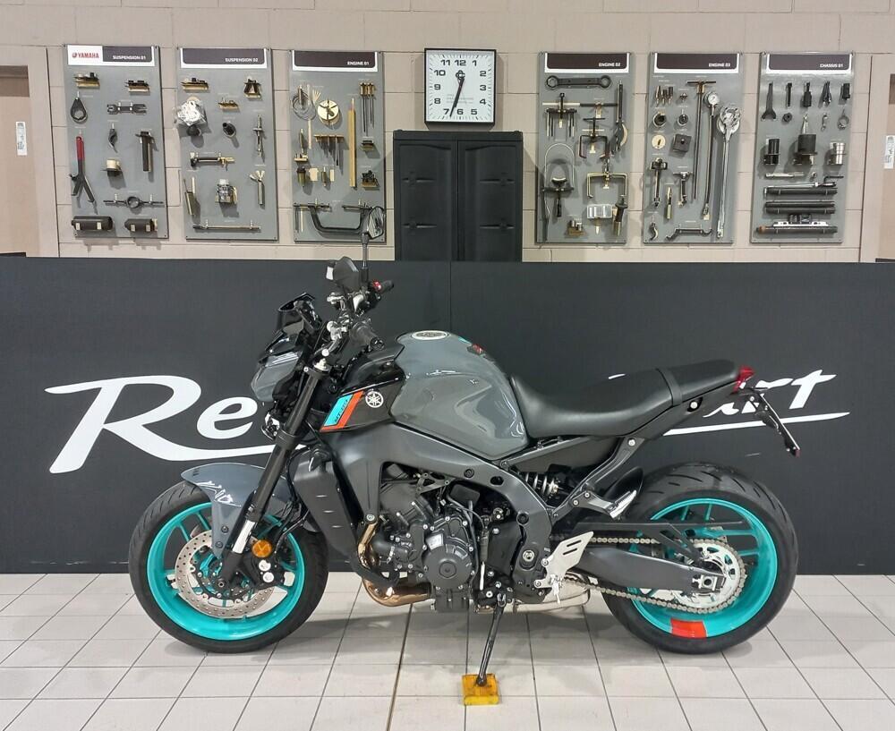 Yamaha MT-09 (2021 - 23) (2)