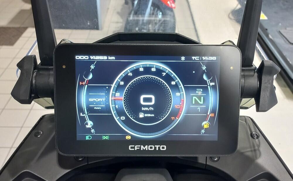 CFMOTO 800MT Touring (2022 - 26) (4)