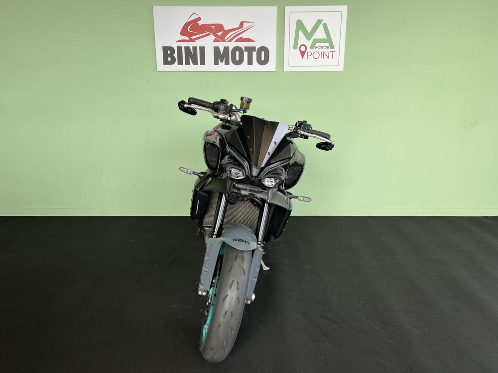 Yamaha MT-10 (2022 - 26) (3)