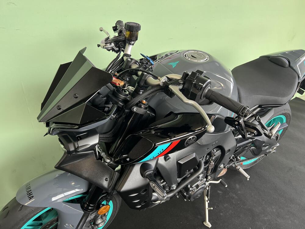 Yamaha MT-10 (2022 - 26) (15)