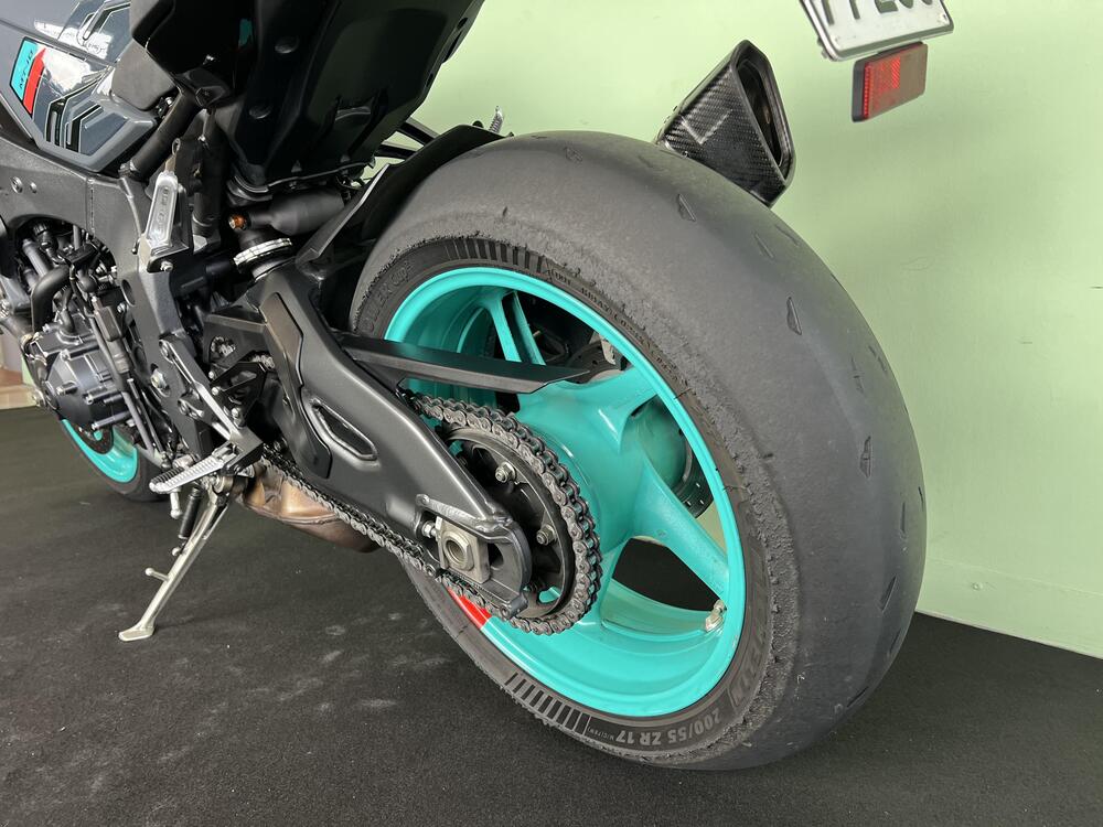 Yamaha MT-10 (2022 - 26) (20)