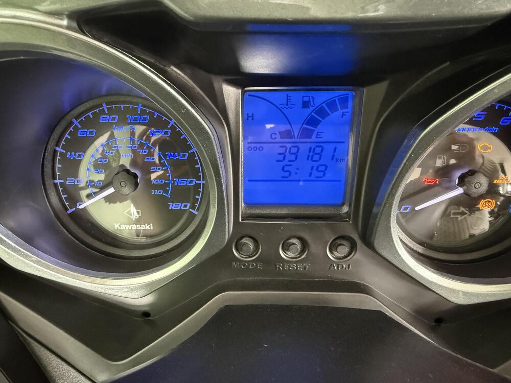 Kawasaki J 300 (2017 - 21) (12)