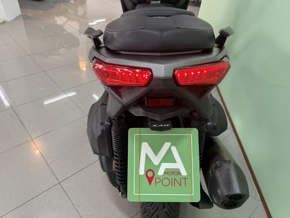 Yamaha X-Max 400 ABS (2013 - 16) (11)