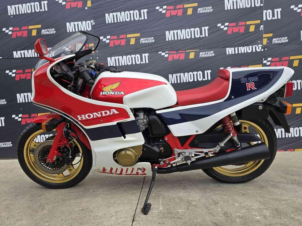 Honda cb1100r Scambio con Rolex (2)