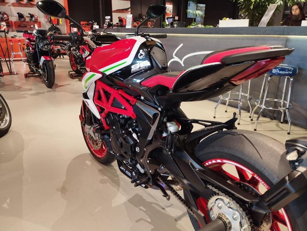 MV Agusta Brutale 800 RC (2019) (9)