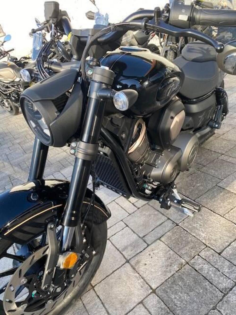 Benda Motorcycles Chinchilla 500 V2 (2025 - 26) (5)