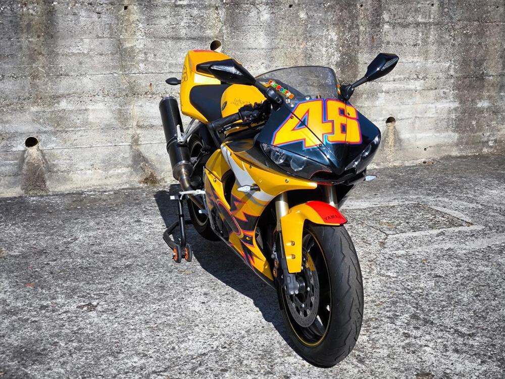 Yamaha YAMAHA YZF R6 VR46 Rossi Edition  (2)