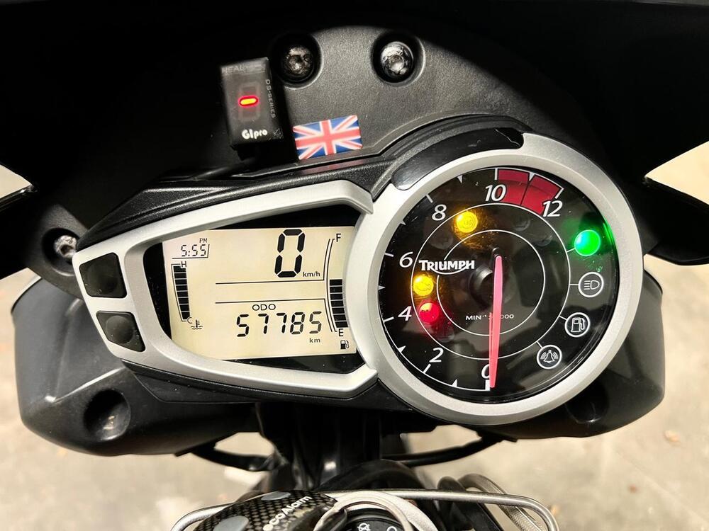 Triumph Speed Triple 1050 ABS (2011 - 15) (7)