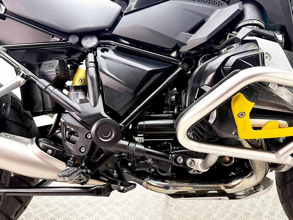 Bmw R 1250 GS - Edition 40 Years GS (2021) (8)