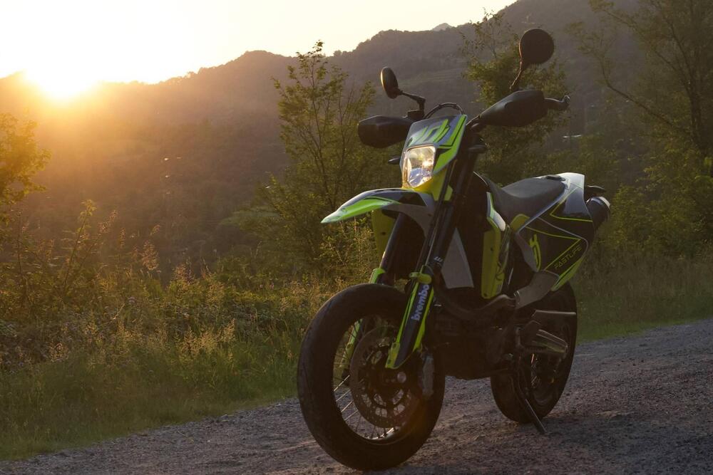 Husqvarna 701 Supermoto (2022) (5)