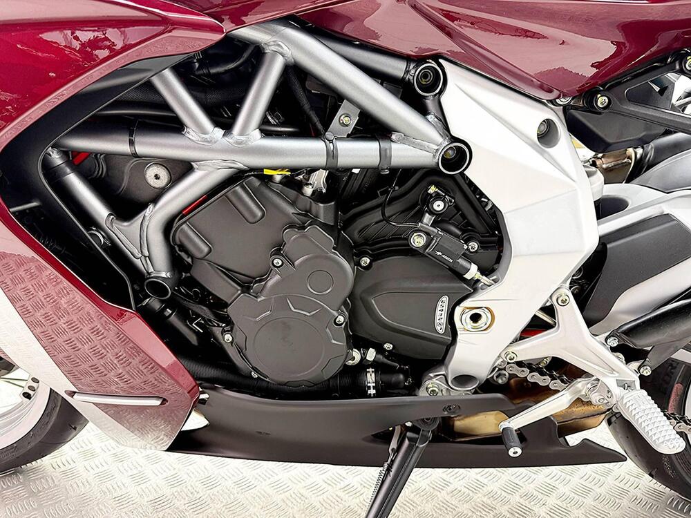 MV Agusta Superveloce 800 98 (2023 - 26) (15)