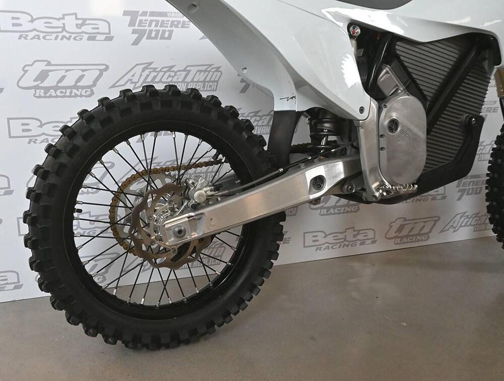 Stark Future Varg MX (2024 - 26) (2)