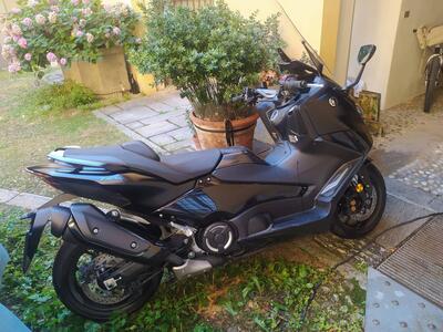 Yamaha T-Max 560 Tech Max (2022 - 24) usata