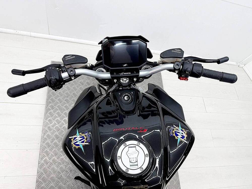 MV Agusta Brutale 800 R (2023 - 25) (18)