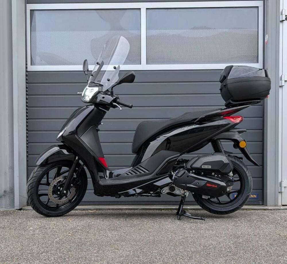 Swm C-Fly 125 (2026) (2)