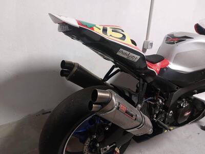 Suzuki GSX-R1000 (2006 - 08) usata