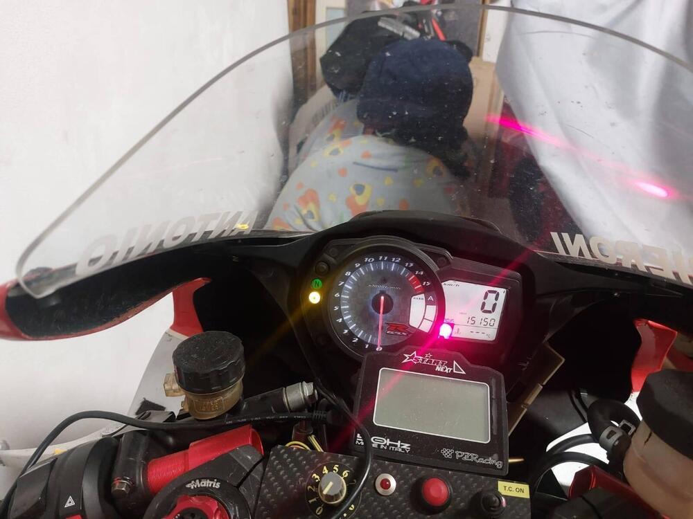 Suzuki GSX-R1000 (2006 - 08) (7)