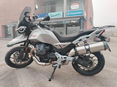 Moto Guzzi V85 Strada (2024 - 26) usata