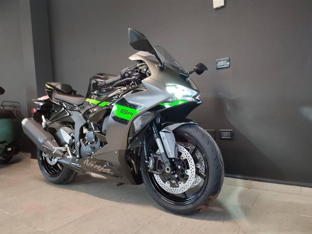 Kawasaki Ninja 636 ZX-6R (2024 - 26) (4)