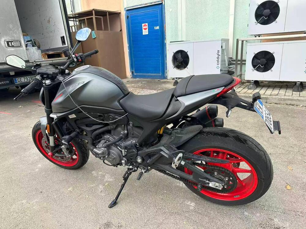 Ducati Monster 937 + (2021 - 25) (4)