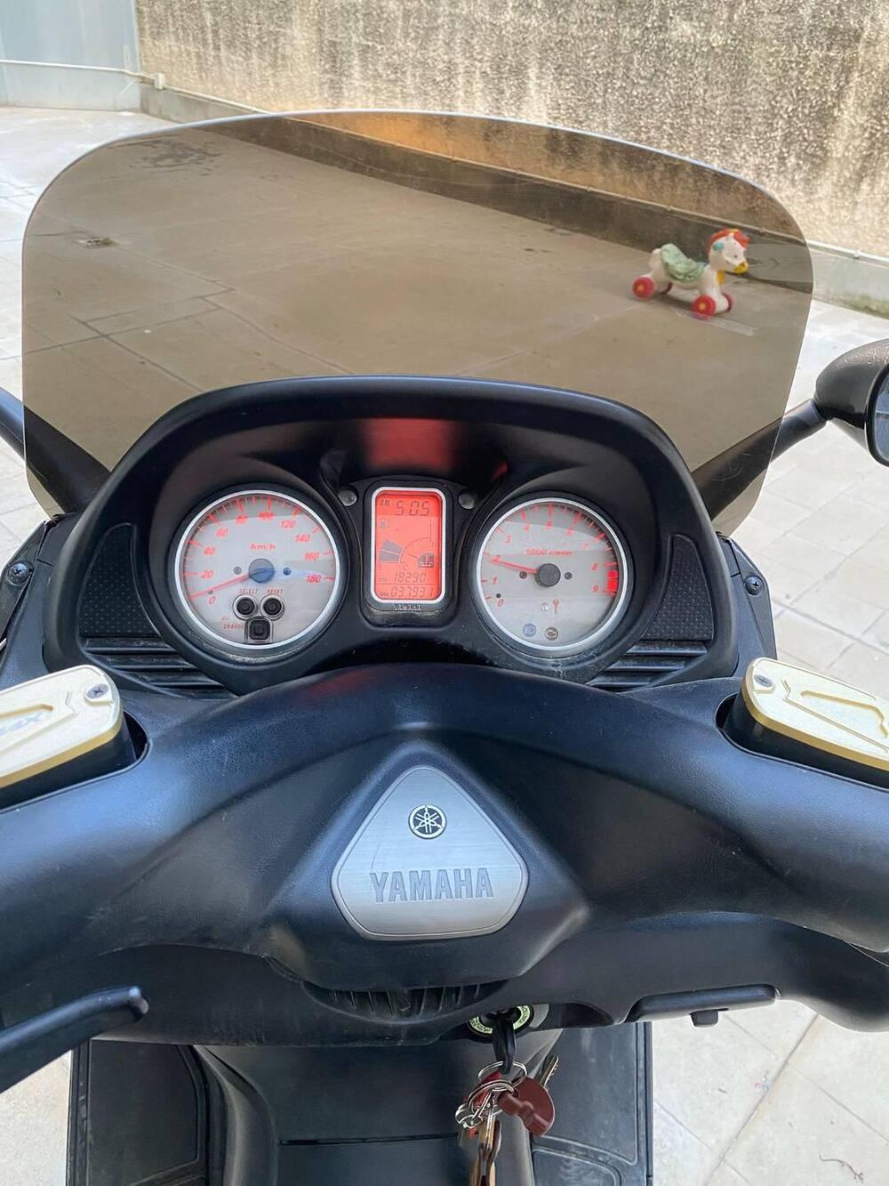 Yamaha T-Max 500 (2004 - 07) (4)