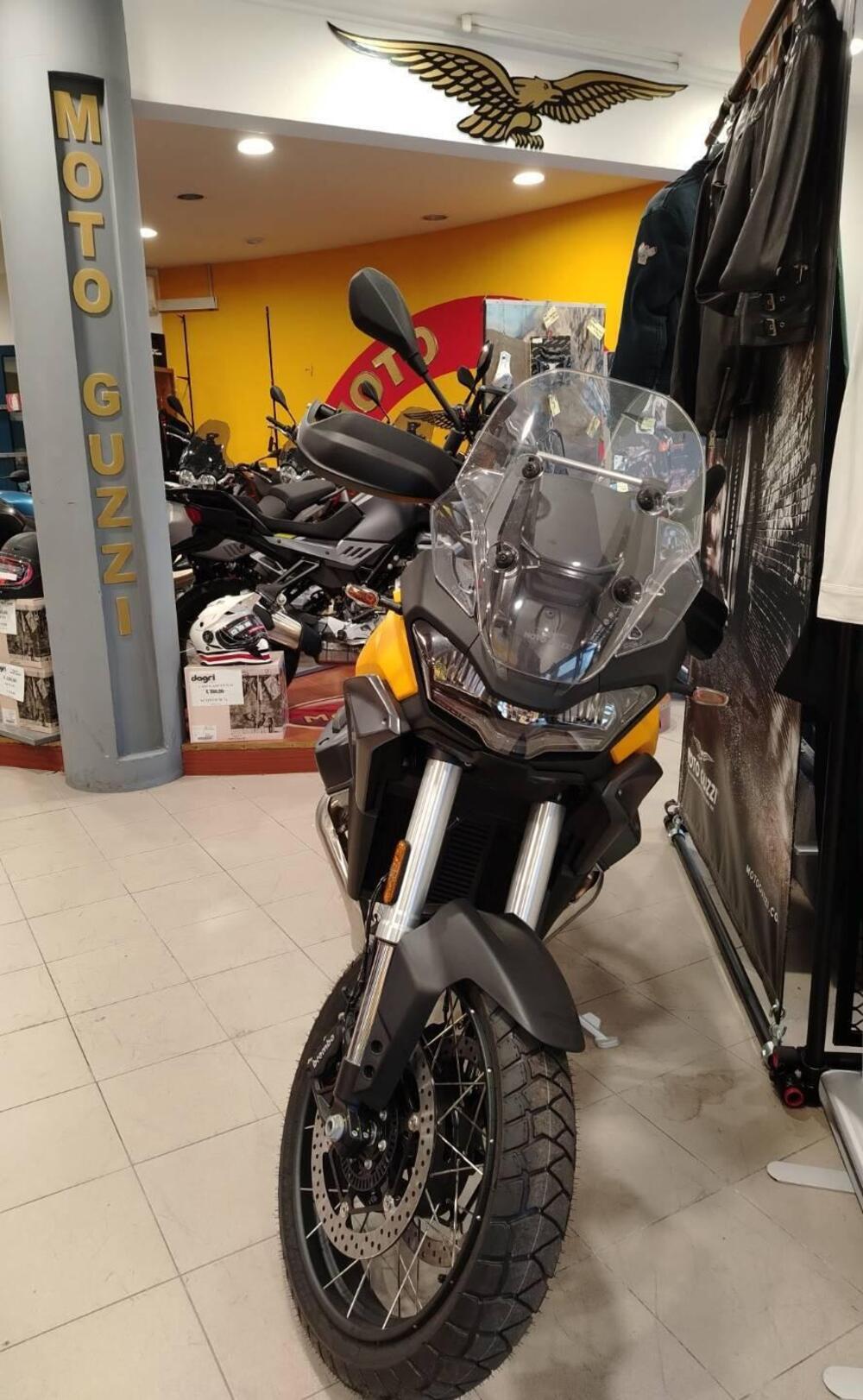 Moto Guzzi Stelvio (2024 - 26) (3)