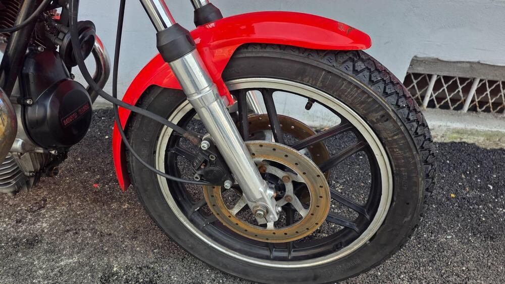 Moto Guzzi V35 Imola (8)