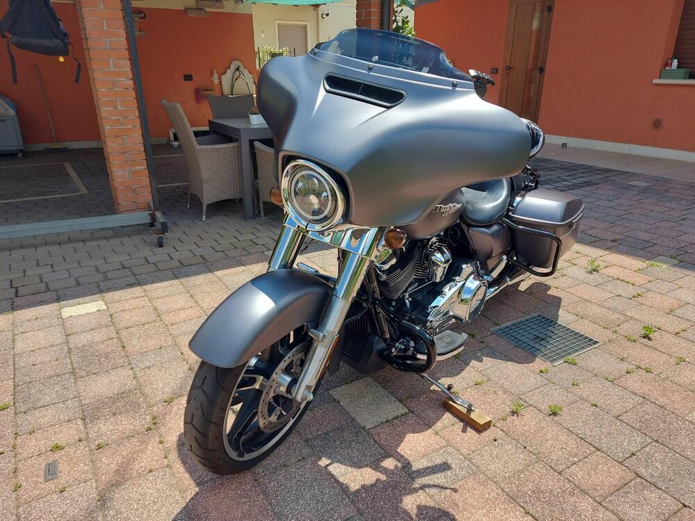 Harley-Davidson 107 Street Glide Special (2017 - 19) - FLHXS (3)