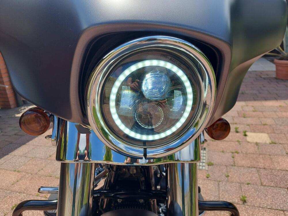 Harley-Davidson 107 Street Glide Special (2017 - 19) - FLHXS (9)