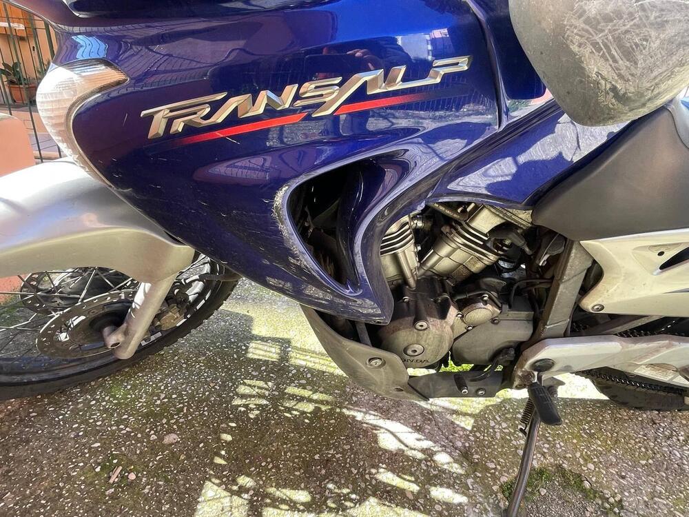 Honda Transalp XL 650V (2005 - 06) (2)