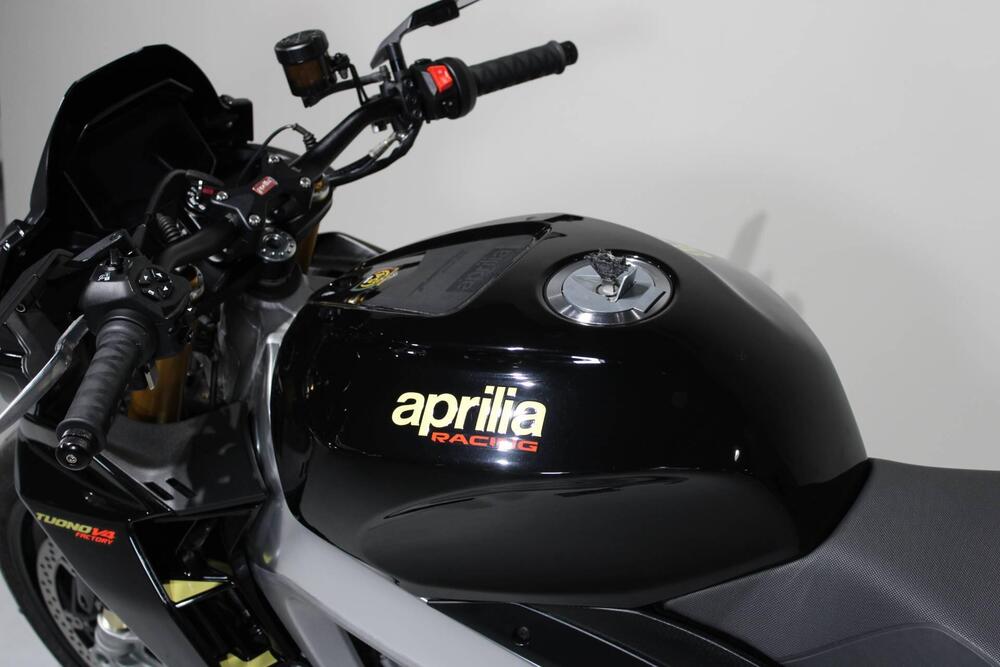 Aprilia Tuono V4 Factory (2021 - 24) (5)