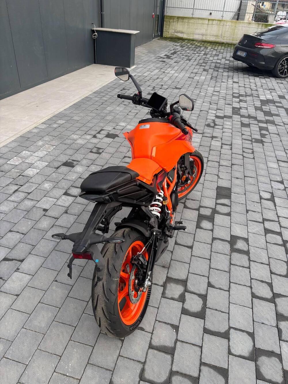 KTM 390 Duke (2024 - 25) (4)