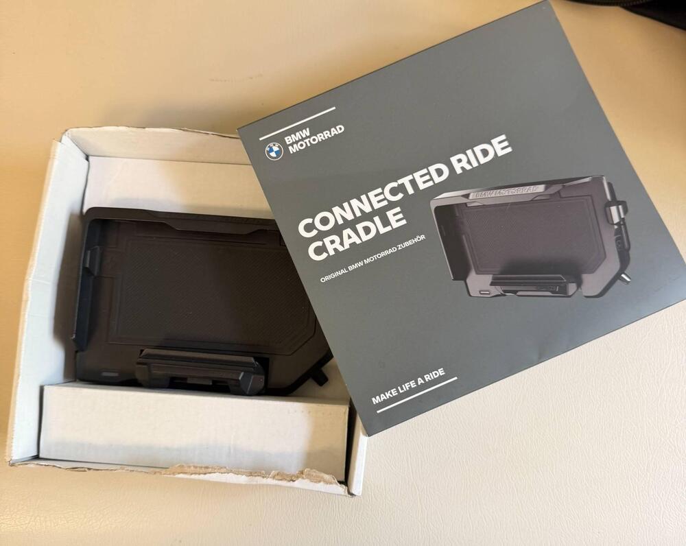 Connected Ride Cradle BMW Motorrad (3)