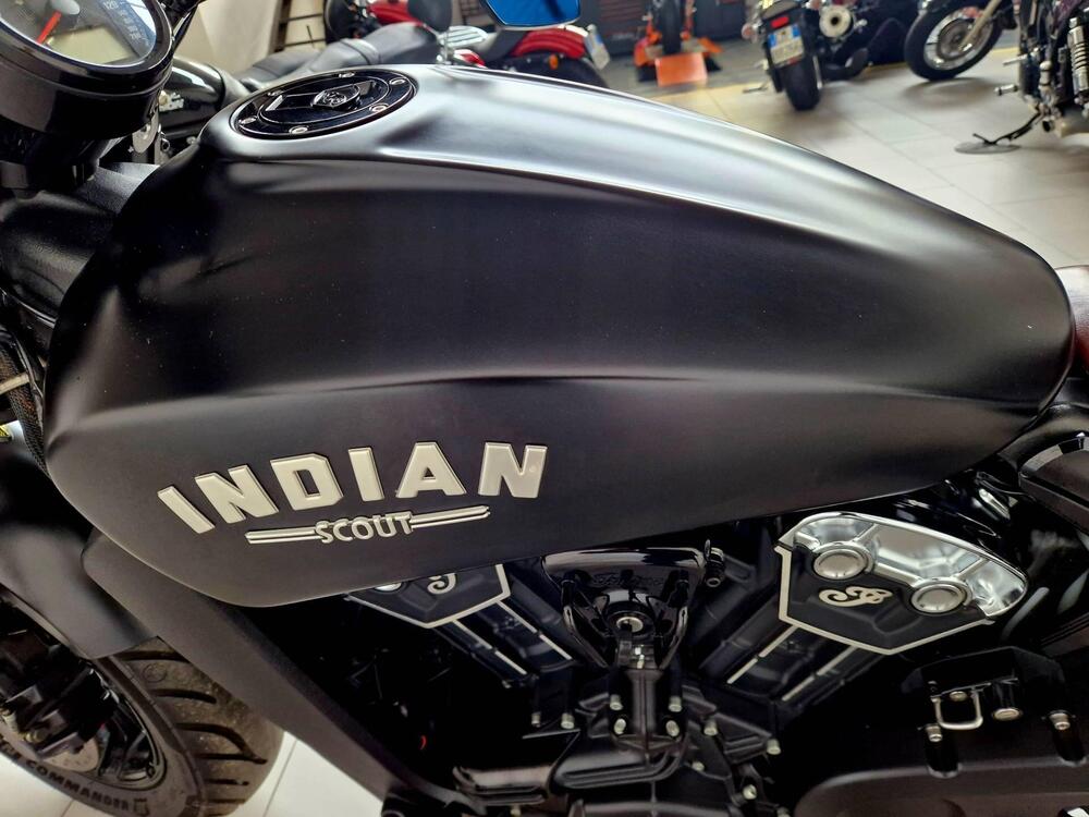 Indian Scout 1133 Bobber (2018 - 20) (16)