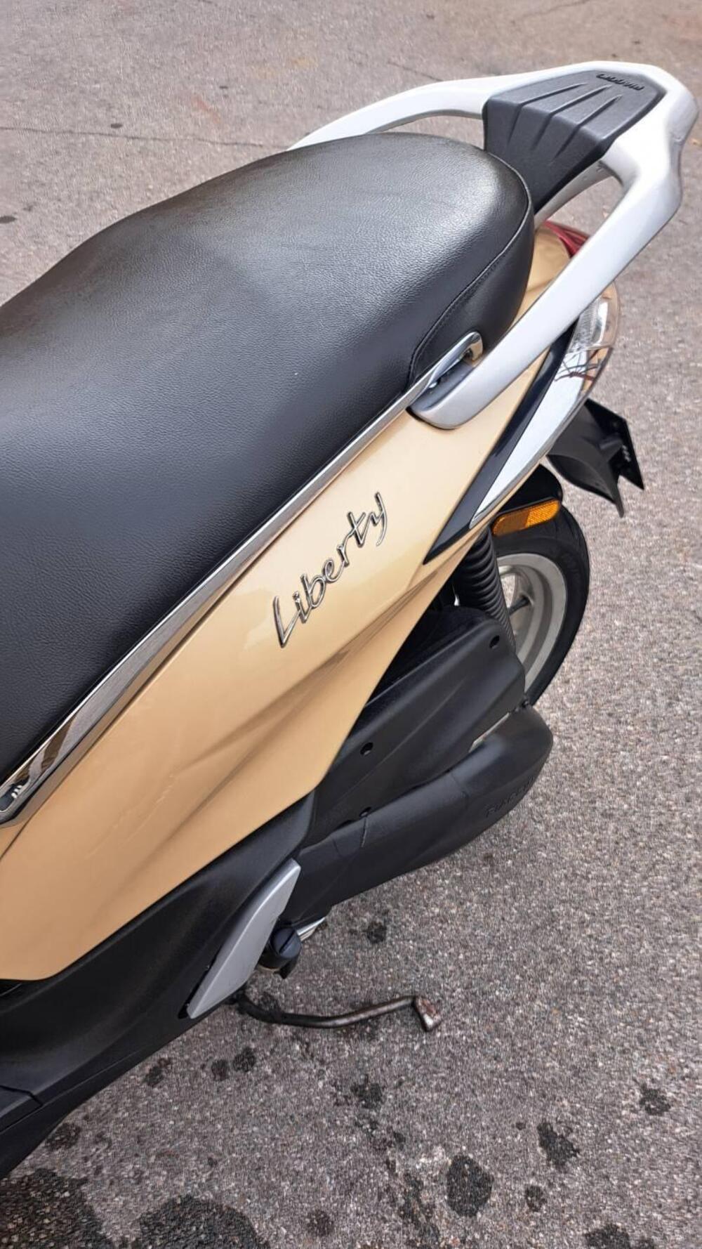 Piaggio Liberty 50 3V S (2021 - 24) (4)