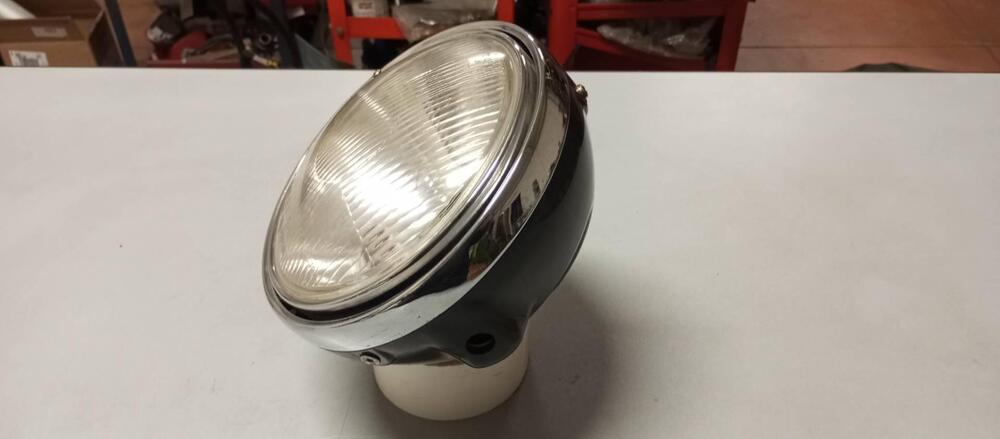 FARO ANTERIORE HONDA CB 750 FOUR (2)