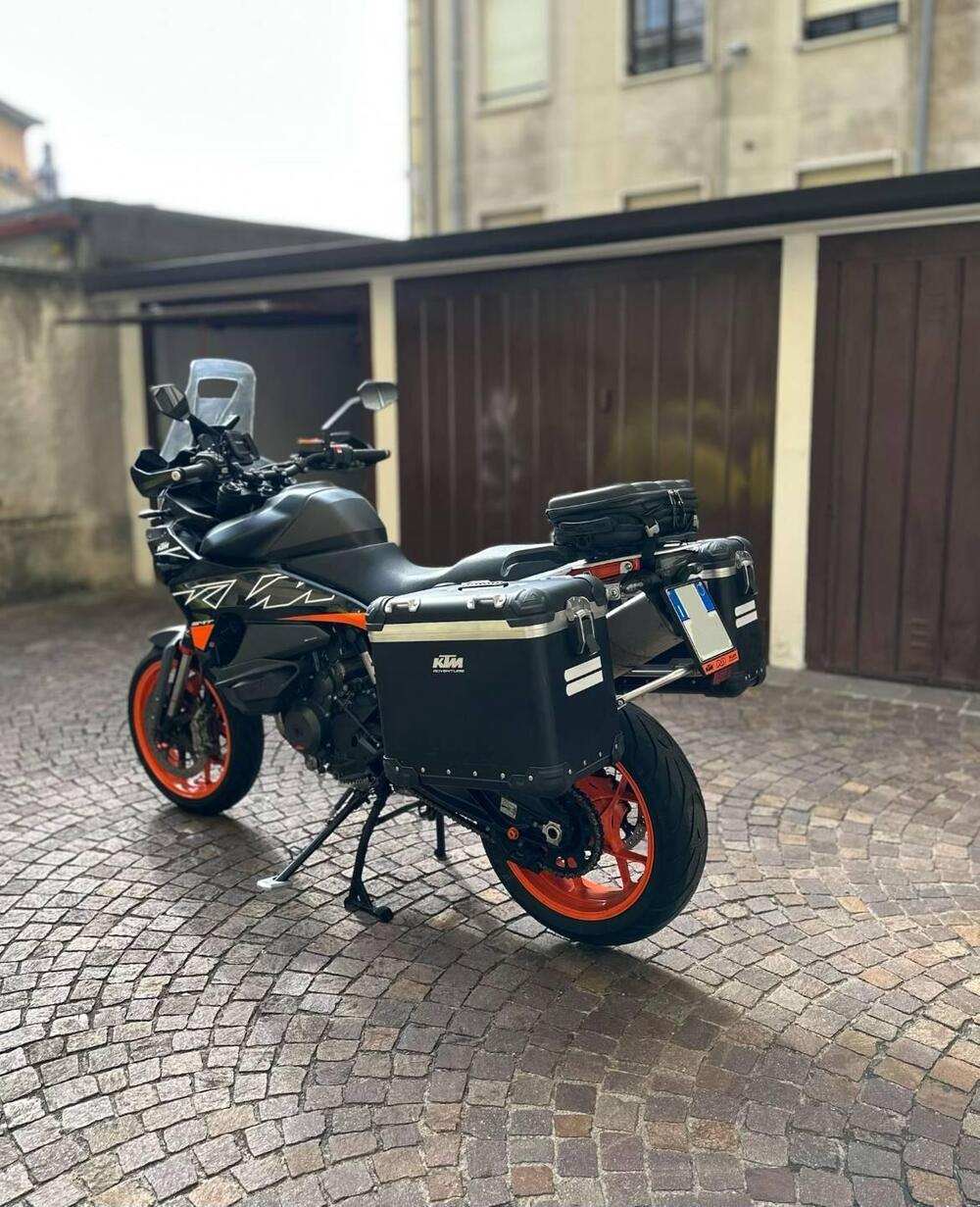 KTM 890 SMT (2023 - 25)