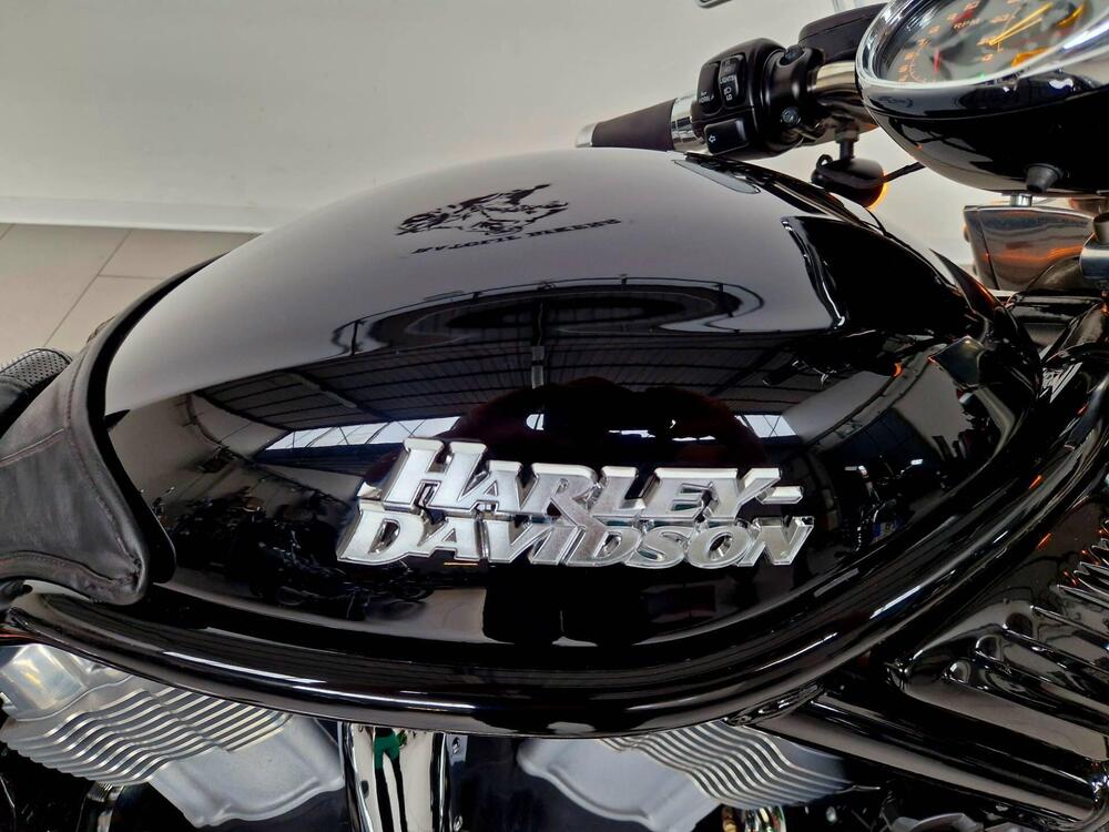 Harley-Davidson 1250 Street Rod (2005 - 06) - VRSCR (7)