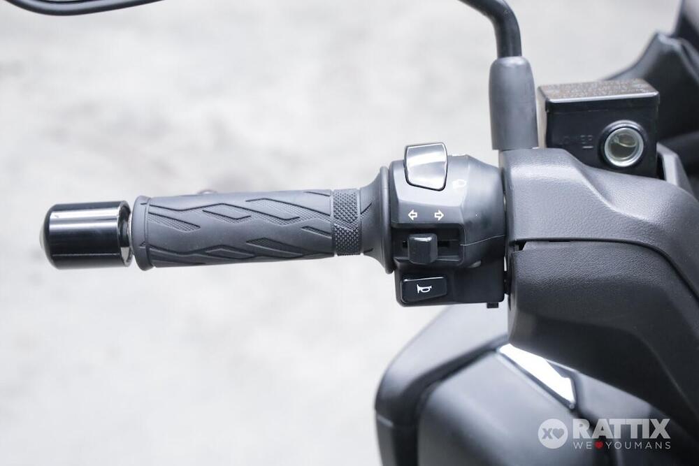 Suzuki Burgman 400 (2022 - 24) (11)