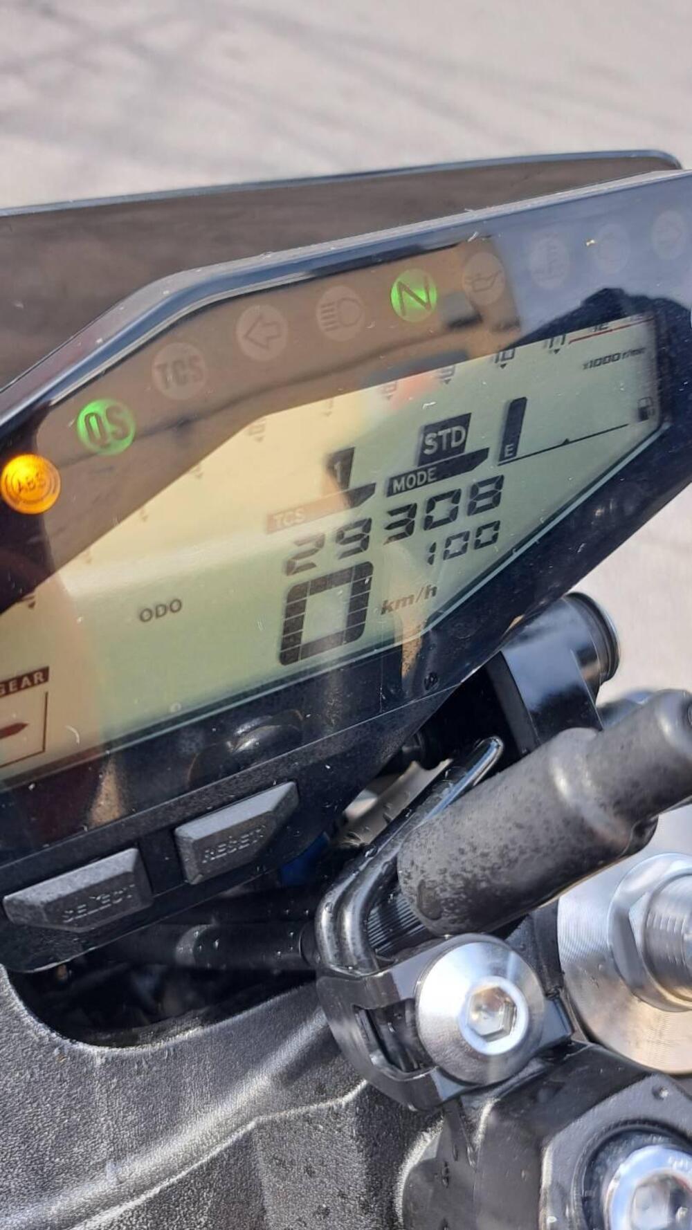 Yamaha MT-09 (2017 - 20) (3)