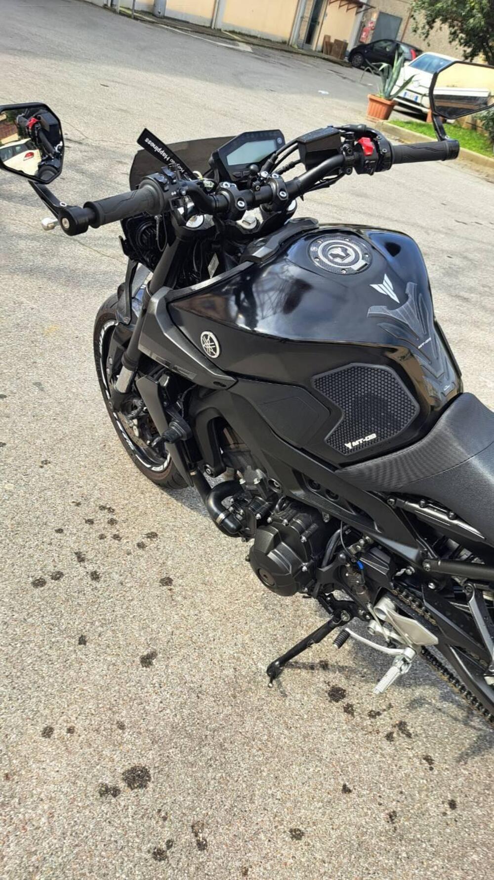 Yamaha MT-09 (2017 - 20) (4)