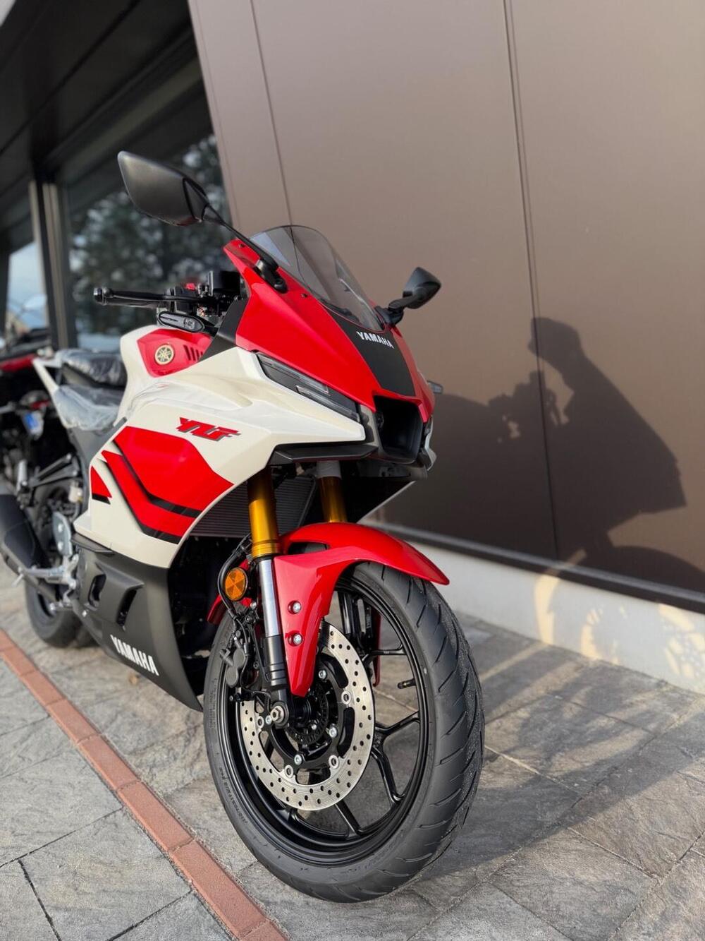 Yamaha YZF R3 (2025 - 26) (3)