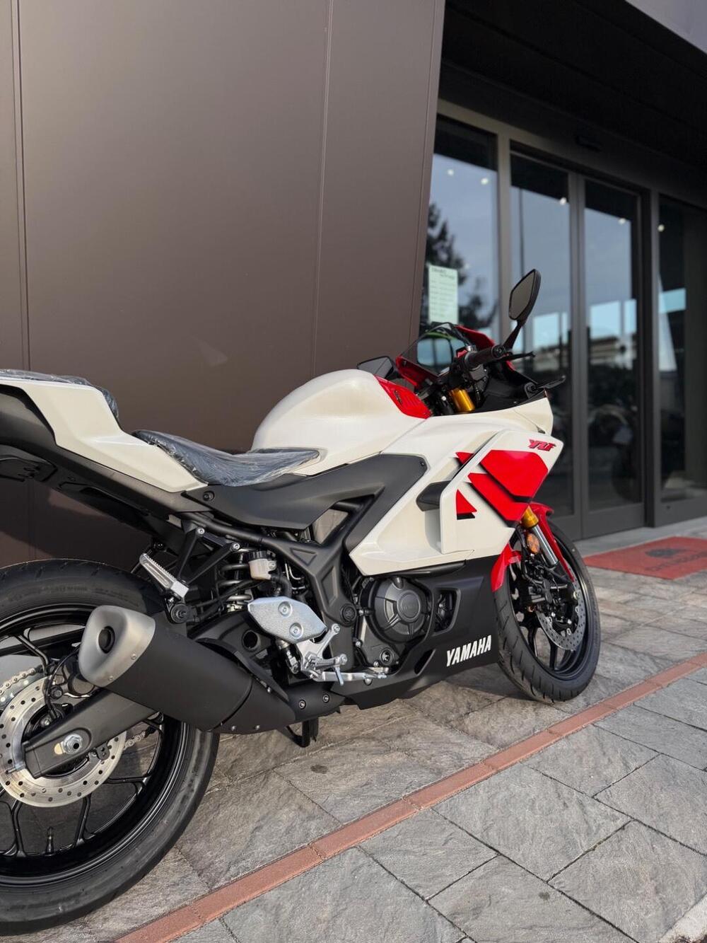 Yamaha YZF R3 (2025 - 26) (7)