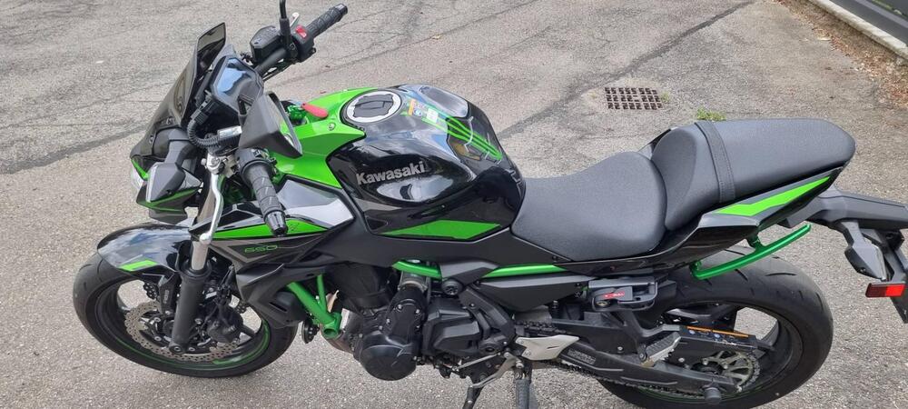 Kawasaki Z 650 (2021 - 24) (2)