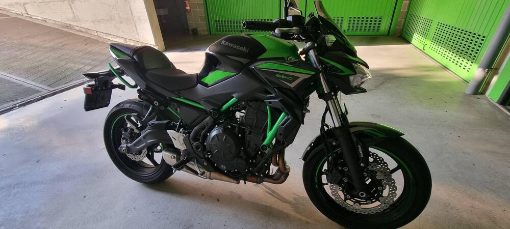 Kawasaki Z 650 (2021 - 24) (4)