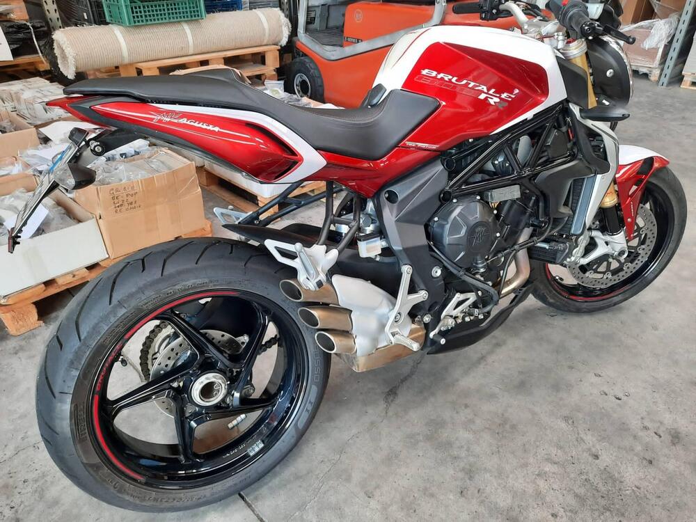 MV Agusta Brutale 800 RR (2015 - 16) (3)