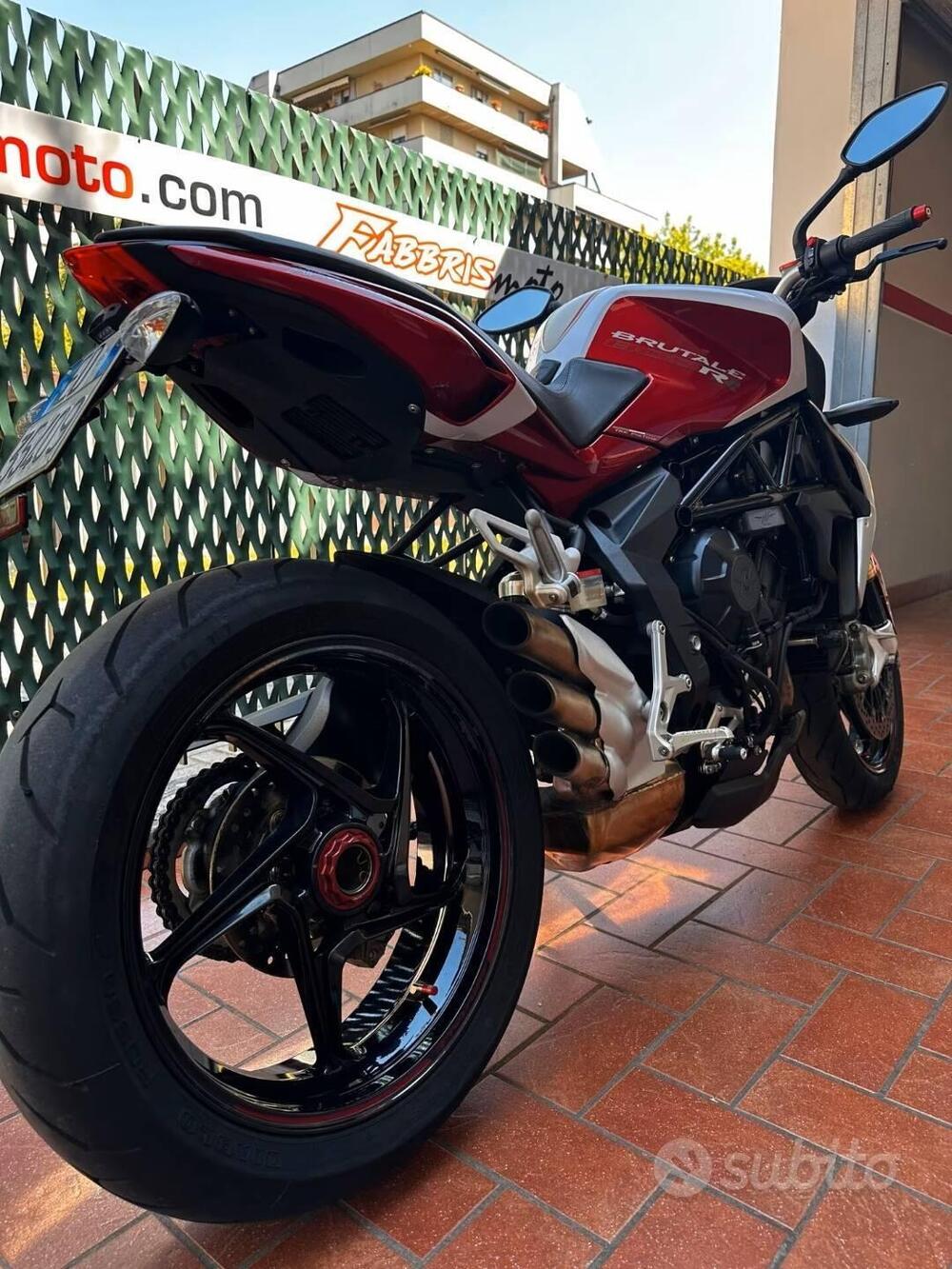 MV Agusta Brutale 800 RR (2015 - 16) (11)