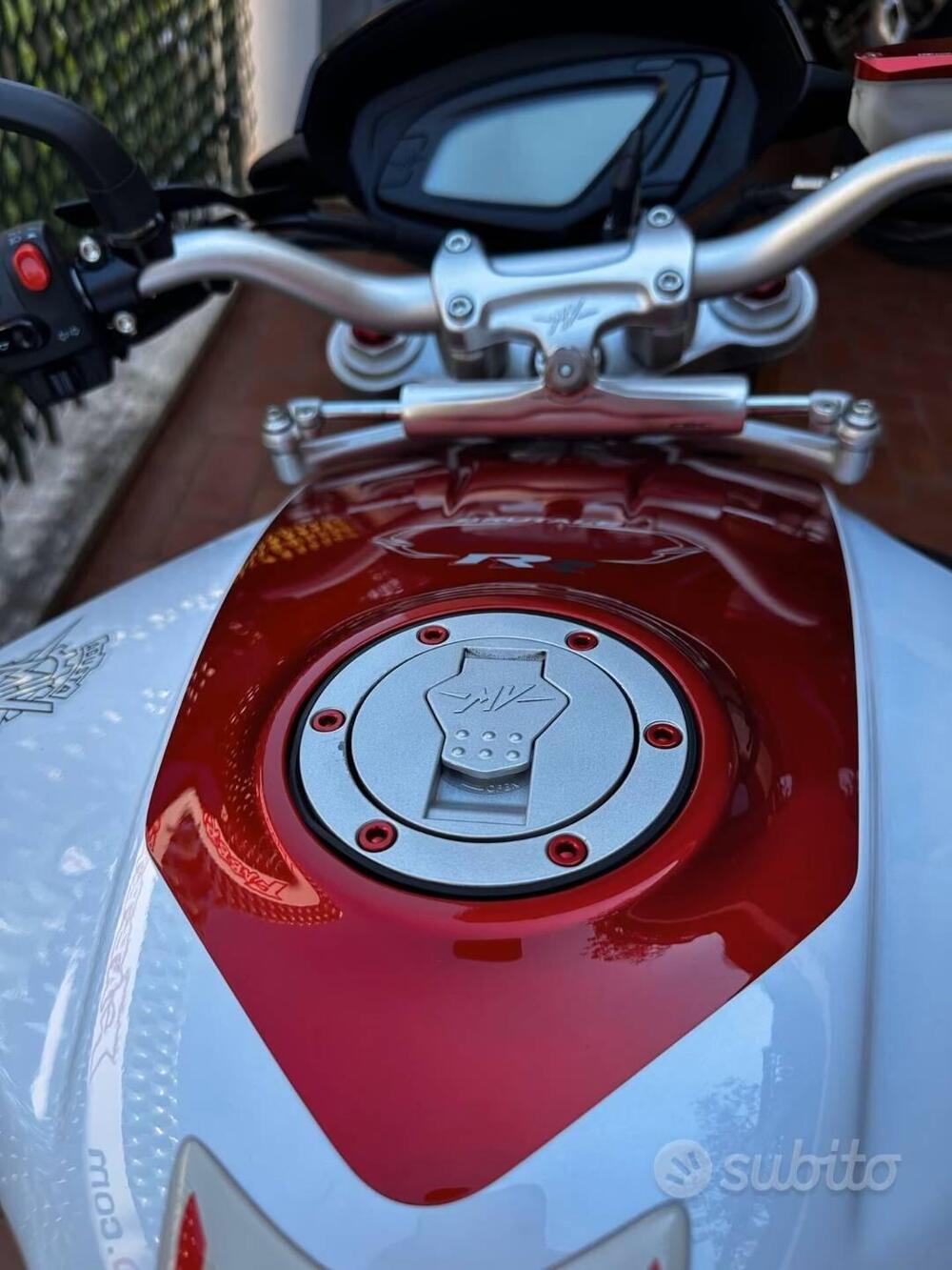 MV Agusta Brutale 800 RR (2015 - 16) (13)