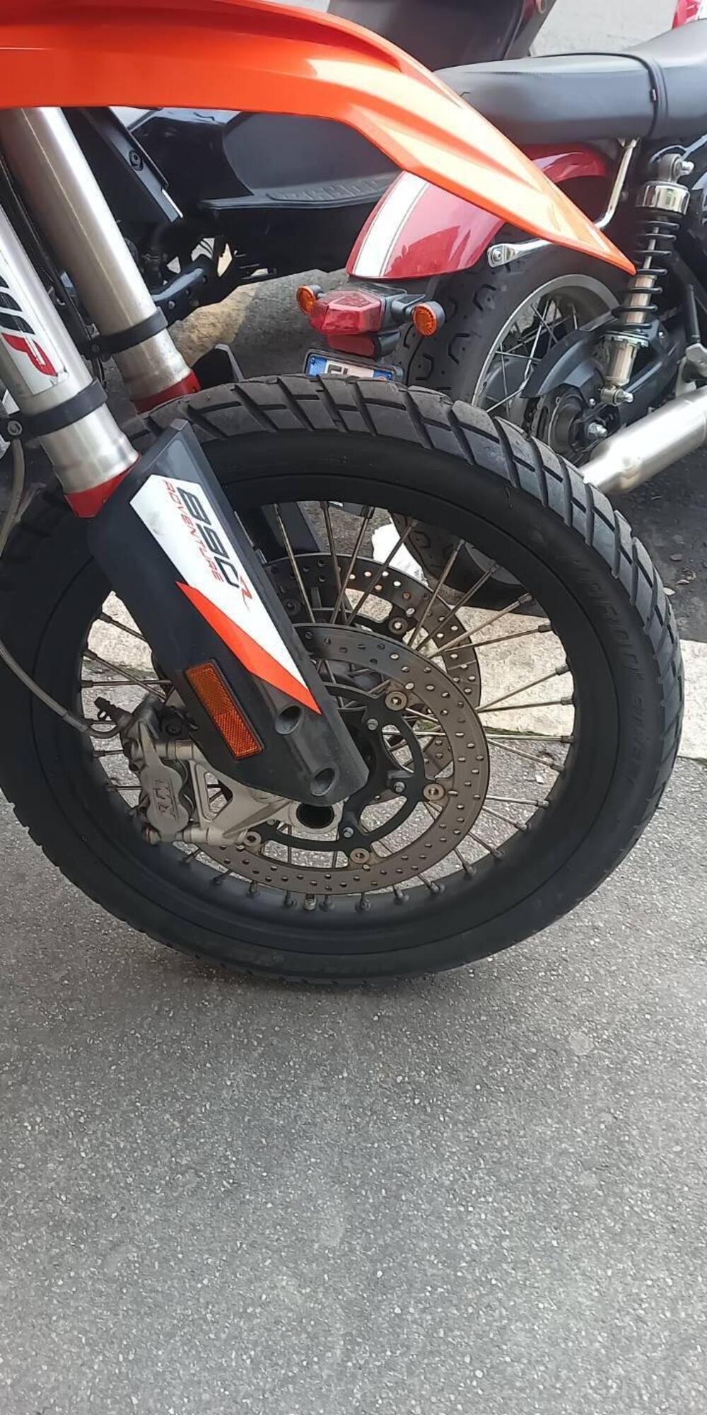 KTM 890 Adventure R (2022) (4)
